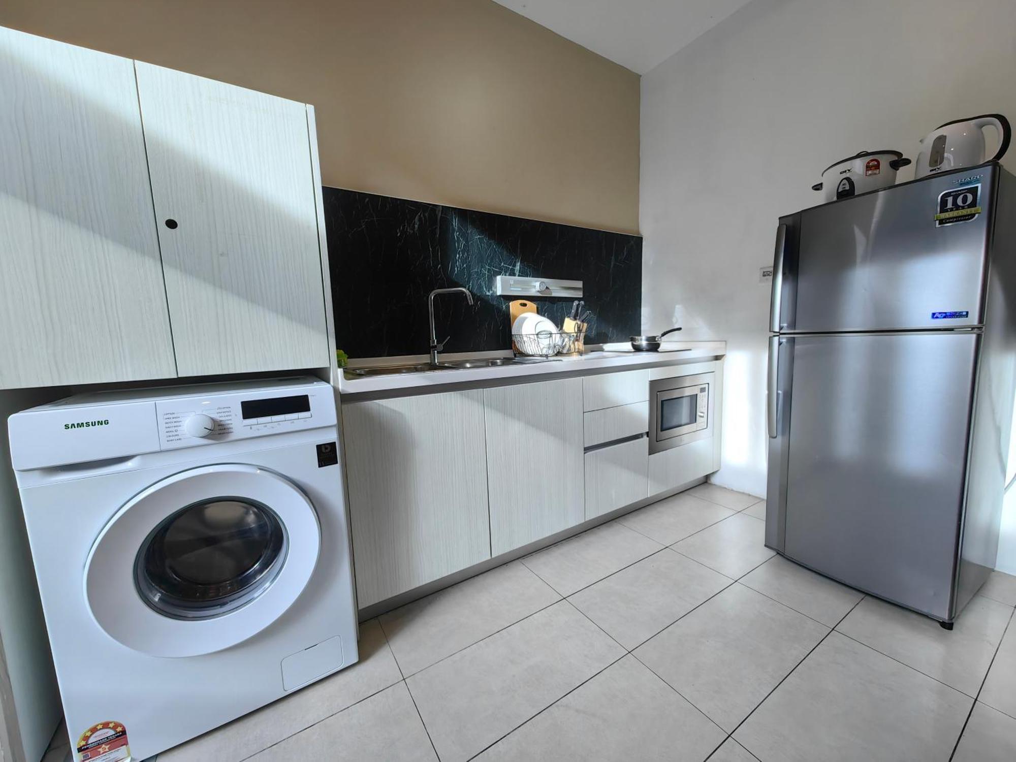 Beside Imago City Centre Soho Private Room By Wj Homestay Kota Kinabalu Exterior foto